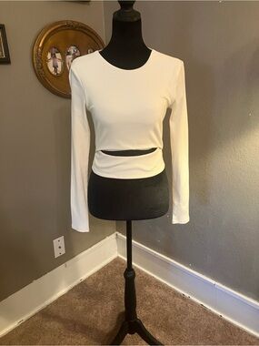 Clea top Lovers + Friends White Ribbed Long-Sleeve Cropped Top with Waist Cutout